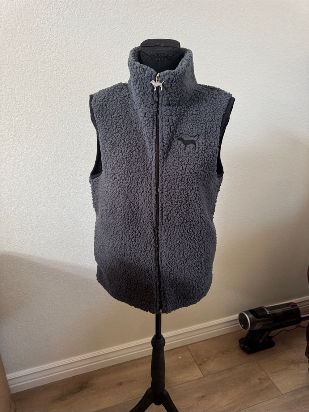 PINK Victoria's Secret Charcoal Sherpa Vest
